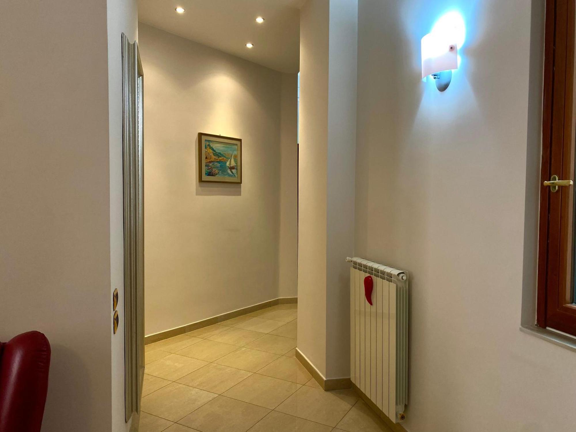 Ferienwohnung A Casa Di Don Peppino Salerno Exterior foto